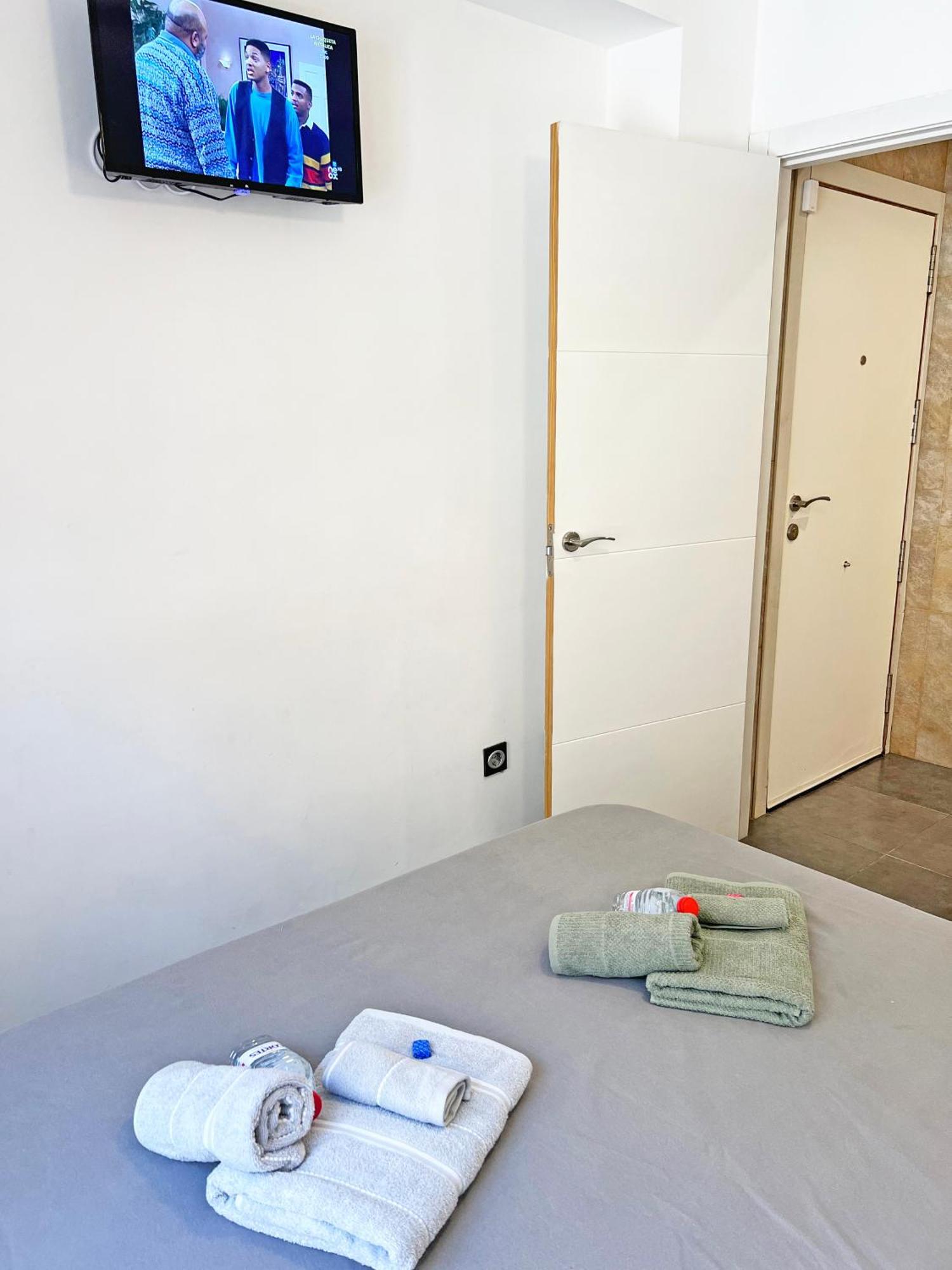 Apartament A 150 Metros Del Mar, Parking Gratis, Ac *