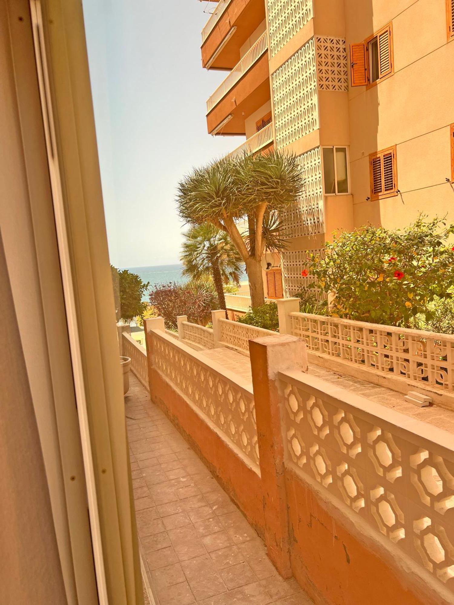 Apartament A 150 Metros Del Mar, Parking Gratis, Ac