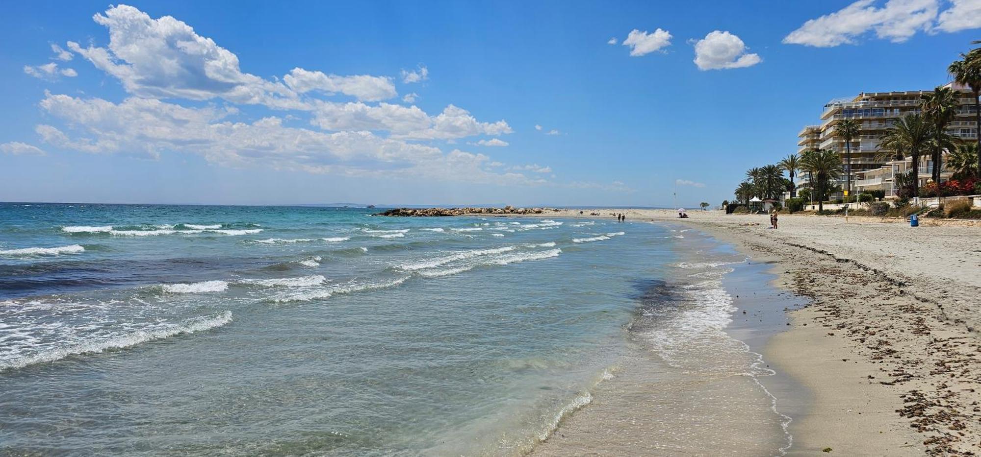 A 150 Metros Del Mar, Parking Gratis, Ac *